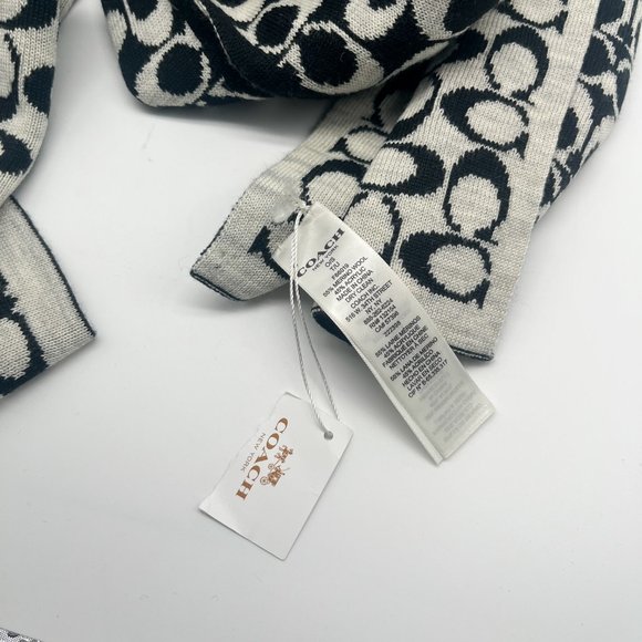 Coach Black and White Reversible Scarf with Tags (Imperfections) - Picture 6 of 9